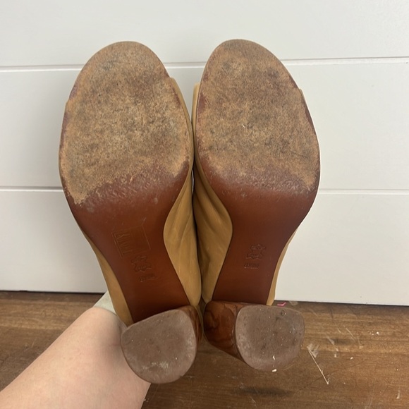 Tory Burch Raya peep toe mule heels wooden heel size 8.5 leather tan - Picture 11 of 12